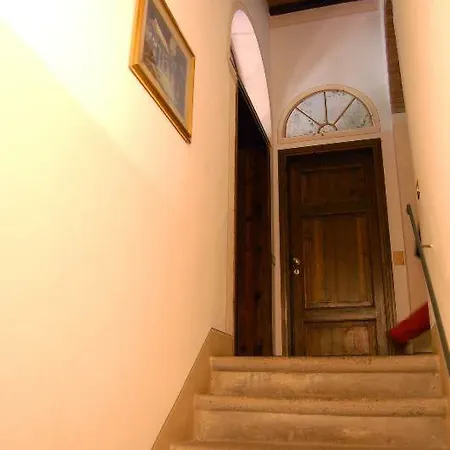 Sleeps 4 Pool Wifi Apartment *